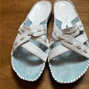 Clarks Artisan women White Leather Sandal slides size 7